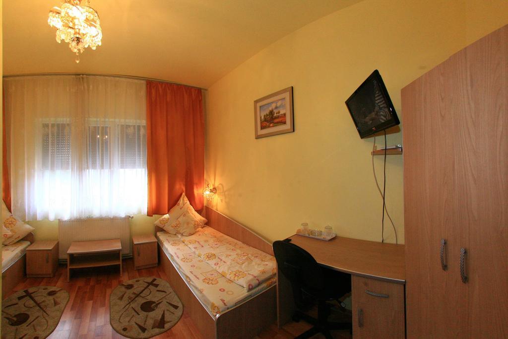 Pensiunea Radena Arad Ruang foto